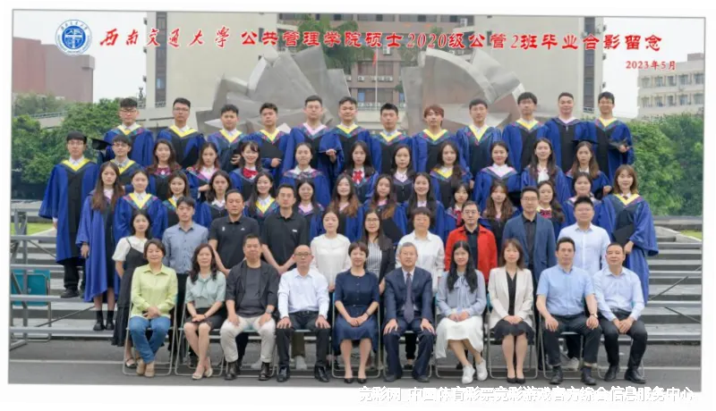 我们的故事：源于热爱，忠于专业